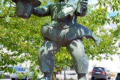 Agder - Lindesnes - Mandal - Skulptur - Mandalitten (Sigurd Nome, 1965)