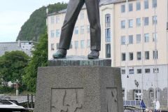 Møre og Romsdal - Ålesund - Skulptur - Skårungen (Knut Skinnarland, 1967)