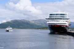 Nordland - Alstahaug - Sandnessjøen - Hurtigruteskipet Trollfjord