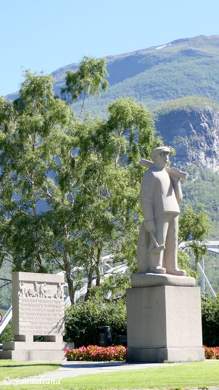 Sogn og Fjordane - Årdal - Øvre Årdal - Skulpturen Rallaren (Odd Hilt)
