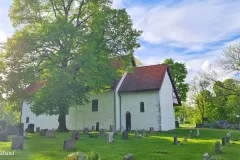 Viken - Bærum - Tanum kirke - Sett fra sørøst