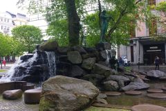 Hordaland - Bergen - Ole Bulls Plass - Skulptur