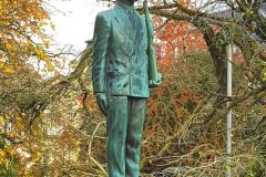Hordaland - Bergen - Nygårdsparken - Skulptur Nygaardsgutten, av Sofus Madsen