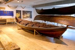 Hordaland - Bergen - Fana - Hordamuseet - Utstilling båthallen - Oselvar