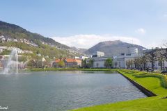 Hordaland - Bergen - Lille Lungegårdsvann med Ulriken langt der bak