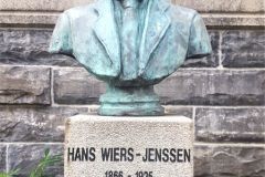 Hordaland - Bergen - Teaterparken - Skulptur - Hans Wiers-Jenssen (Per Ung, 1992)