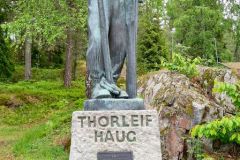 Buskerud - Drammen - Spiralen - Skulptur - Thorleif Haug (Per Palle Storm, 1946)