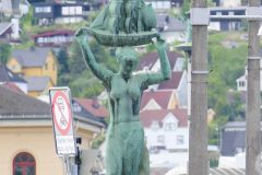 Buskerud - Drammen - Bragernes - Skulptur - Sjøen (Nic. Schiøll, 1952)