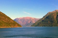 Hordaland - Eidfjord - Hardangerfjorden - Ferjesambandet Bruravik-Brimnes