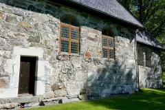 Trøndelag - Frosta - Logtun steinkirke