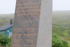 Troms og Finnmark - Gamvik - Mehamn - Minnestein over omkomne i Mehamn-ulykken