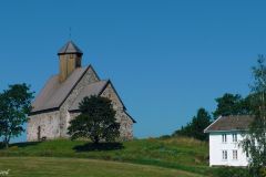 Innlandet - Gran - Tingelstad Gamle kirke - Steinkirke