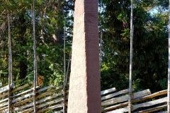Innlandet - Gran - Hadeland folkemuseum - Dynnasteinen