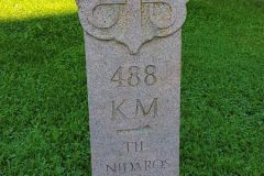 Innlandet - Hamar - Domkirkeodden - Friluftsmuseet - Milestein på Pilegrimsleden til Nidaros (488 km)