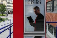 Troms og Finnmark - Hammerfest - Rådhusplassen - Telefonkiosk (vernet)