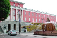 Rogaland - Haugesund - Rådhuset og rådhusfontenen