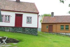 Rogaland - Haugesund - Miljømuseet Dokken - Losahuset tv og Stavahuset