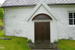 Trøndelag - Hitra - Dolmøya - Dolm steinkirke