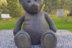 Akershus - Jevnaker - Kistefos - Skulptur - Teddy, Beast of the Hedonic Treadmill (Fredrik Raddum)