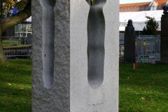 Agder - Kristiansand - Skulptur - Utøya-minnesmerke (Nico Widerberg, 2012)