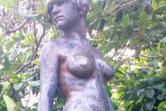 Rogaland - Stavanger - Skulptur - Barbarkvinnen, ved Mosvatnet