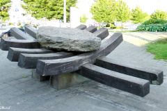Rogaland - Stavanger - Skulptur - Ferd, foran Øyahuset