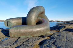 Rogaland - Stavanger - Kvernevik Ring - Skulptur - Brutt lenke (Johannes Block Hellum)