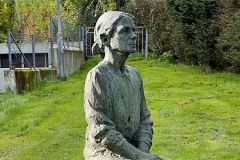 Rogaland - Stavanger - Blidensol sykehjem - Skulptur - Tiden er inne (Ferdinand Wyller)
