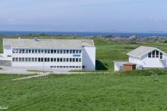 Rogaland - Kvitsøy - Utsikt mot skolen fra kirken