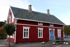 Agder - Lillesand - Stasjonsbygning Lillesand-Flaksvandbanen