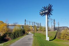 Akershus - Lillestrøm - Skulptur - Yes to all (Sylvie Fleury, 2016)