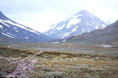 Innlandet - Lom - Jotunheimen - Innover Visdalen, Uradalstindane midt imot