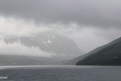 Troms og Finnmark - Lyngen - Fv91 - Utsikt fra ferja til Olderdalen