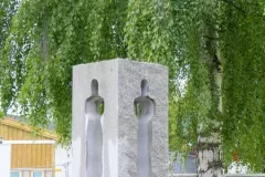 Trøndelag - Malvik - Hommelvik - Minnemonument 22. juli (Nico Widerberg, 2012)