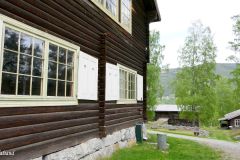 Buskerud - Nesbyen - Hallingdal museum - Tandbergbygget (til venstre)