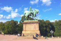 Oslo - Skulptur - Kong Karl III Johan, Slottsplassen