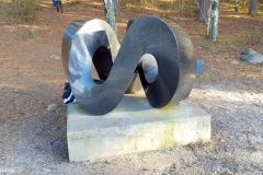 Oslo - Ekebergparken - Skulptur - Møbius Trippel (Aase Texmon Rygh)