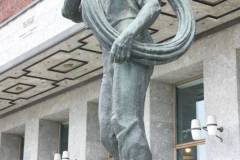 Oslo - Rådhuset - Rådhusplassen - Skulptur - Bygningsarbeidere (Per Palle Storm)