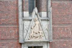 Oslo - Rådhuset - Skulptur - Relieff ved Vestre tårn