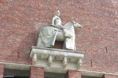 Oslo - Rådhuset - Skulptur - Harald Hardråde (Anne Grimdalen)