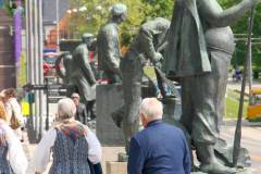 Oslo - Rådhuset - Rådhusplassen - Skulptur - Bygningsarbeidere (Per Palle Storm)