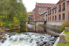 Oslo - Akerselva - Nydalen - Bro og elv ved Nydalens Compagnie