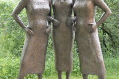 Oslo - Bogstad gård - Skulptur - Tre søstre (Skule Waksvik, 2000)