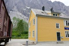 Møre og Romsdal - Rauma - Trollveggen - Trollveggen stasjon