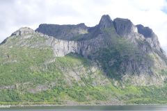 Troms og Finnmark - Senja - Fjordgård