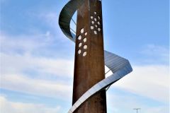 Vestland - Sogndal - Balestrand - Skulptur - Fyrtårn for reisende (Geir Hjetland)