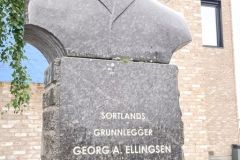 Nordland - Sortland - Skulptur - Georg A Ellingsen (Harald Oredam, 2011)