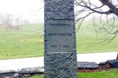 Rogaland - Stavanger - Finnøy - Hesby kirke, graven til Eidsvollsmannen Asgaut Regelstad