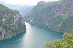 Møre og Romsdal - Stranda - Fv63 - Ørnesvingen utsiktspunkt - Geirangerfjorden