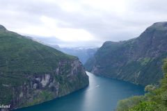 Møre og Romsdal - Stranda - Fv63 - Ørnesvingen utsiktspunkt - Geirangerfjorden